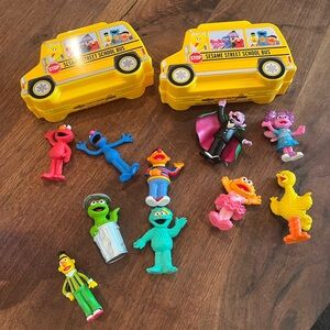 Sesame Street figurines and carrying case